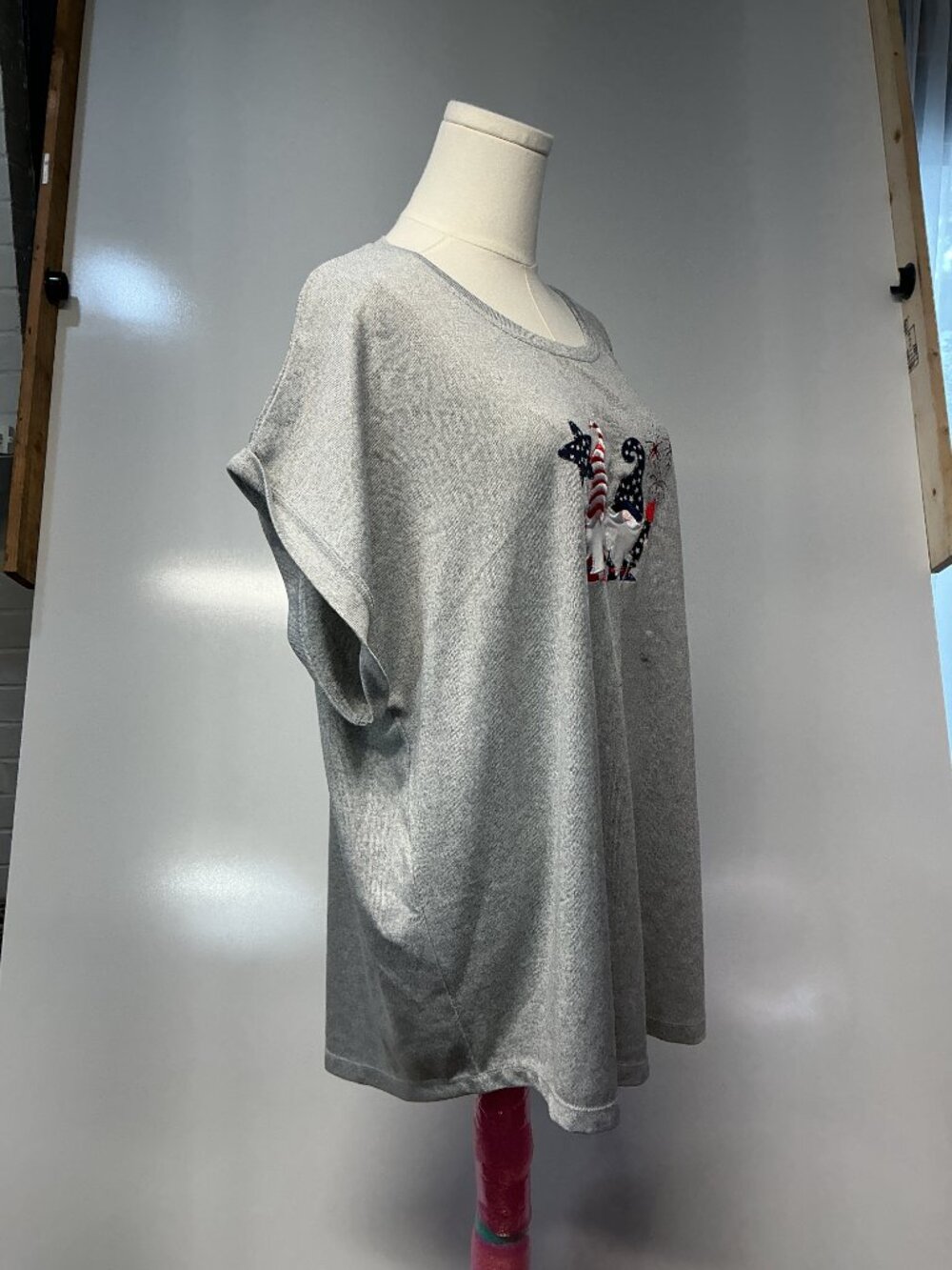 Indigo Soul 2XL Gray Patriotic Gnome Top Americana Oversized Dolman Shirt - Picture 10 of 12